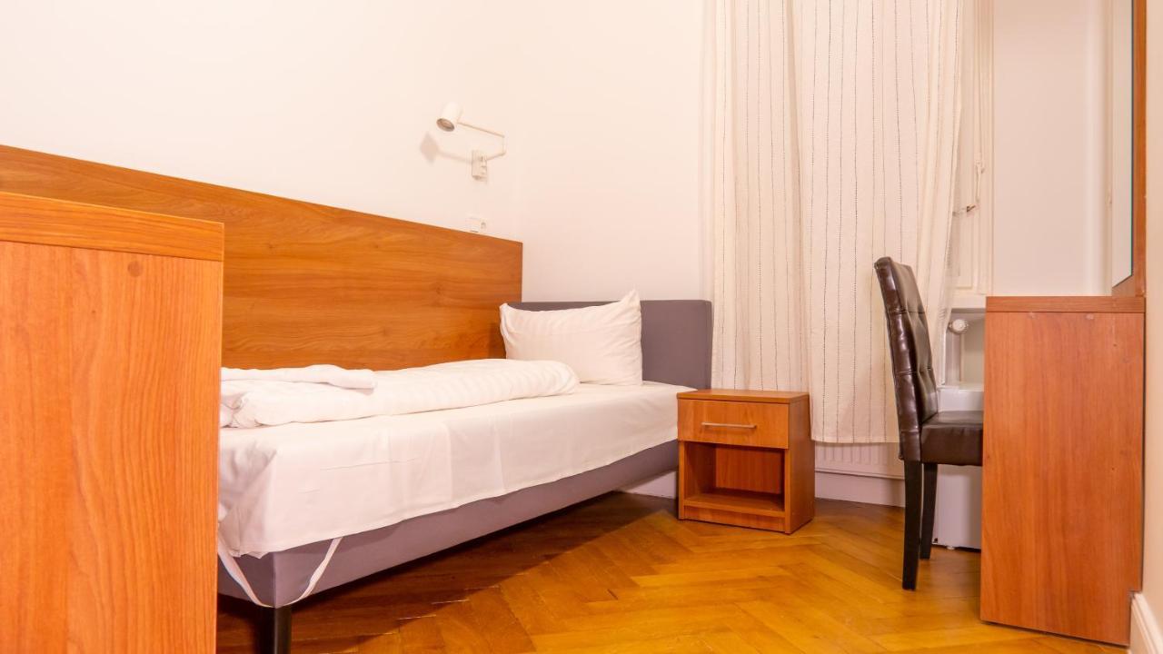Majesty Guest house 2*